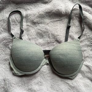 Pink Victorias Secret grey and pink push up bra with adjustable straps